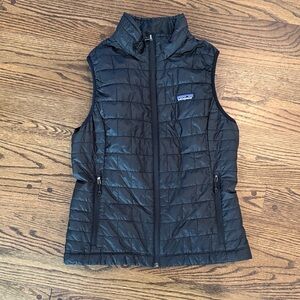 Patagonia Black Quilted Vest S